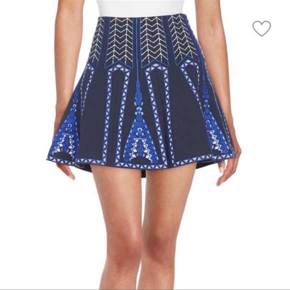 Stunning BCBG Maxazria set ! - Picture 2 of 3